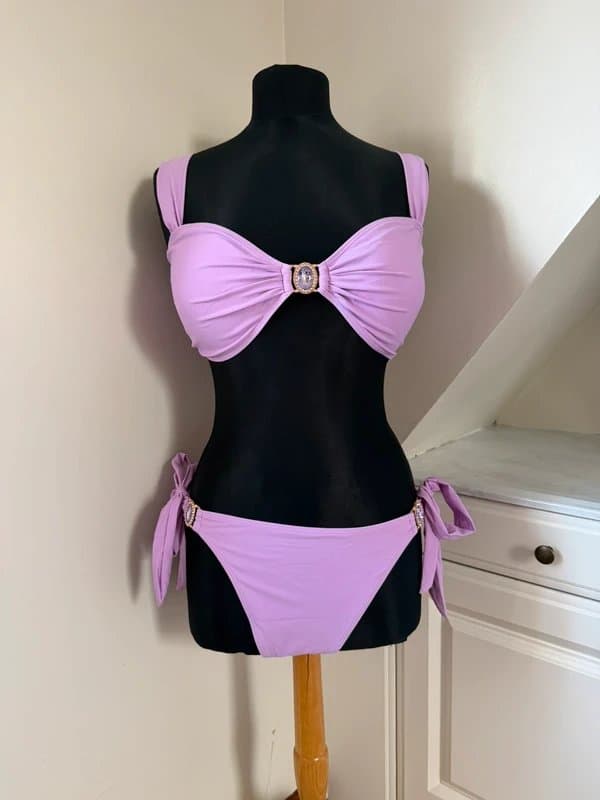 Moda Minx Moda Minx Lavender Purple Amour Crystal Padded Bikini Size XL which is a size 14-16