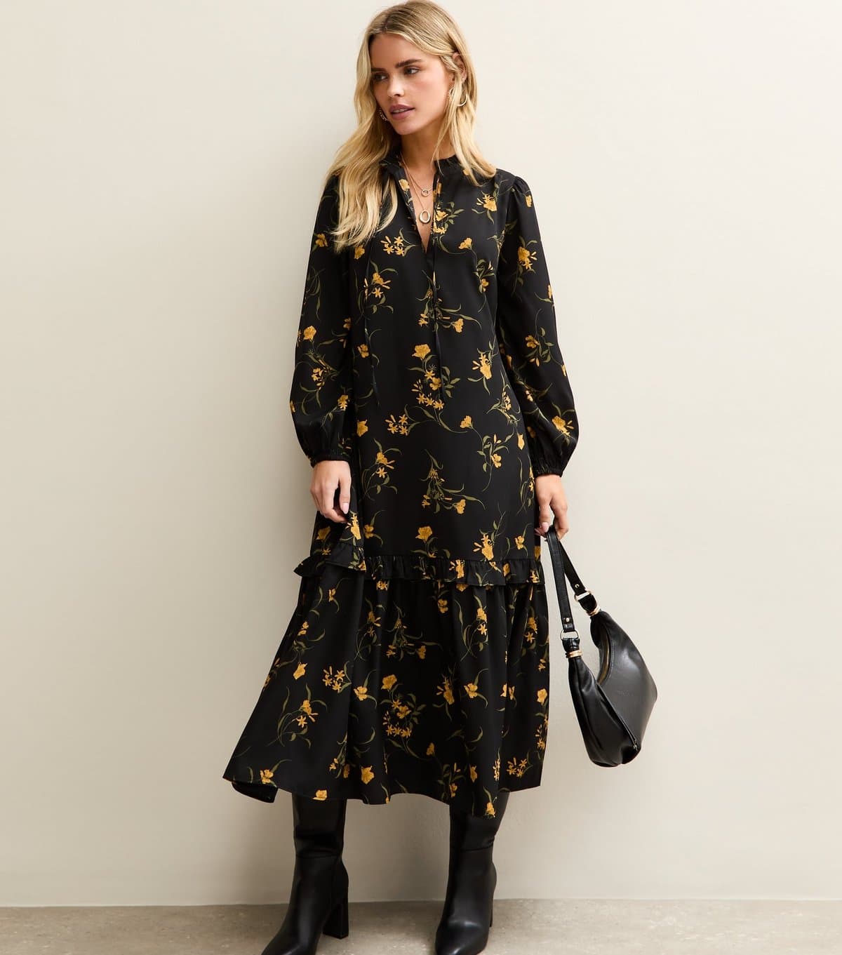 New Look Women's Petite Black Botanical Crepe Smock Midi Dress New Look