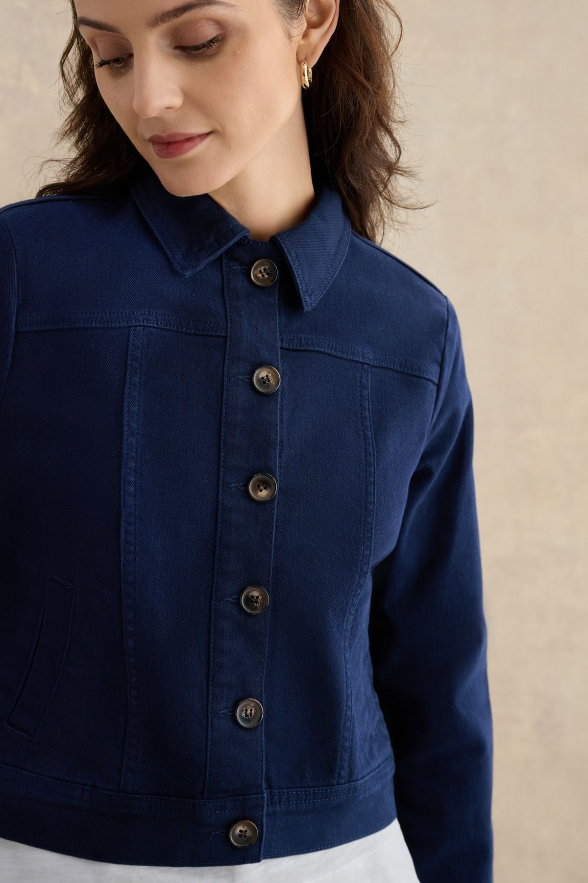 Hobbs London Hobbs London Women's Selborne Boxy Cropped Denim Jacket in Dark Navy - 3