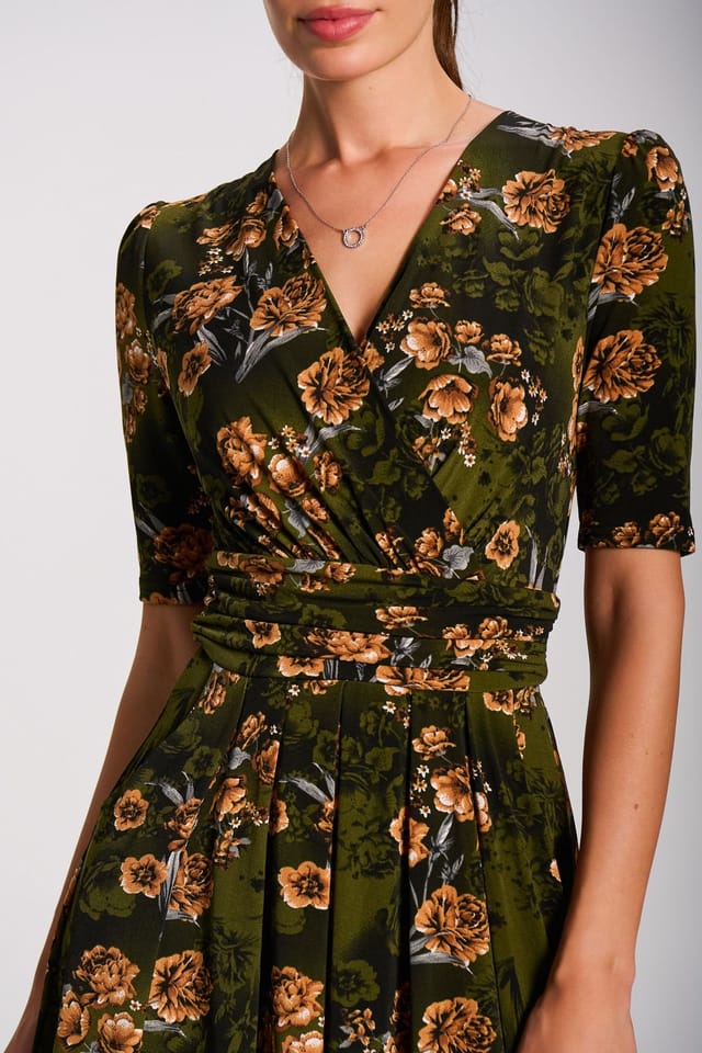 Jolie Moi Jolie Moi Women's Printed Jersey Maxi Dress in Bottle Green - 3