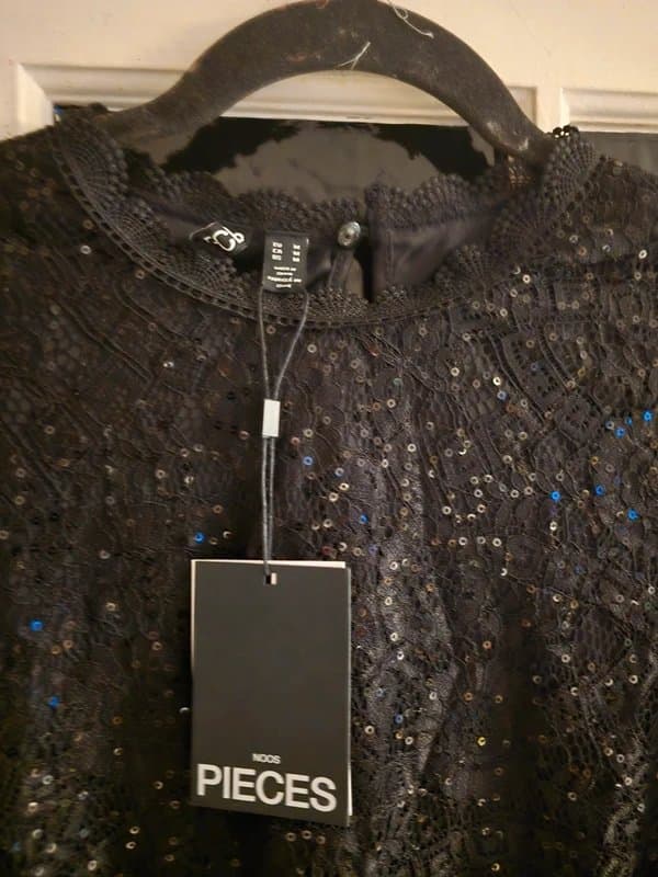 OFFICE Pieces Black Lace Sequin Long-Sleeve Blouse - Size M BNWT