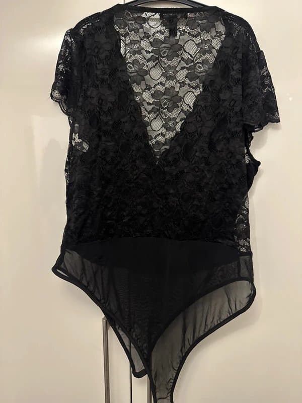 New Look New Look Lace Bodysuit 18