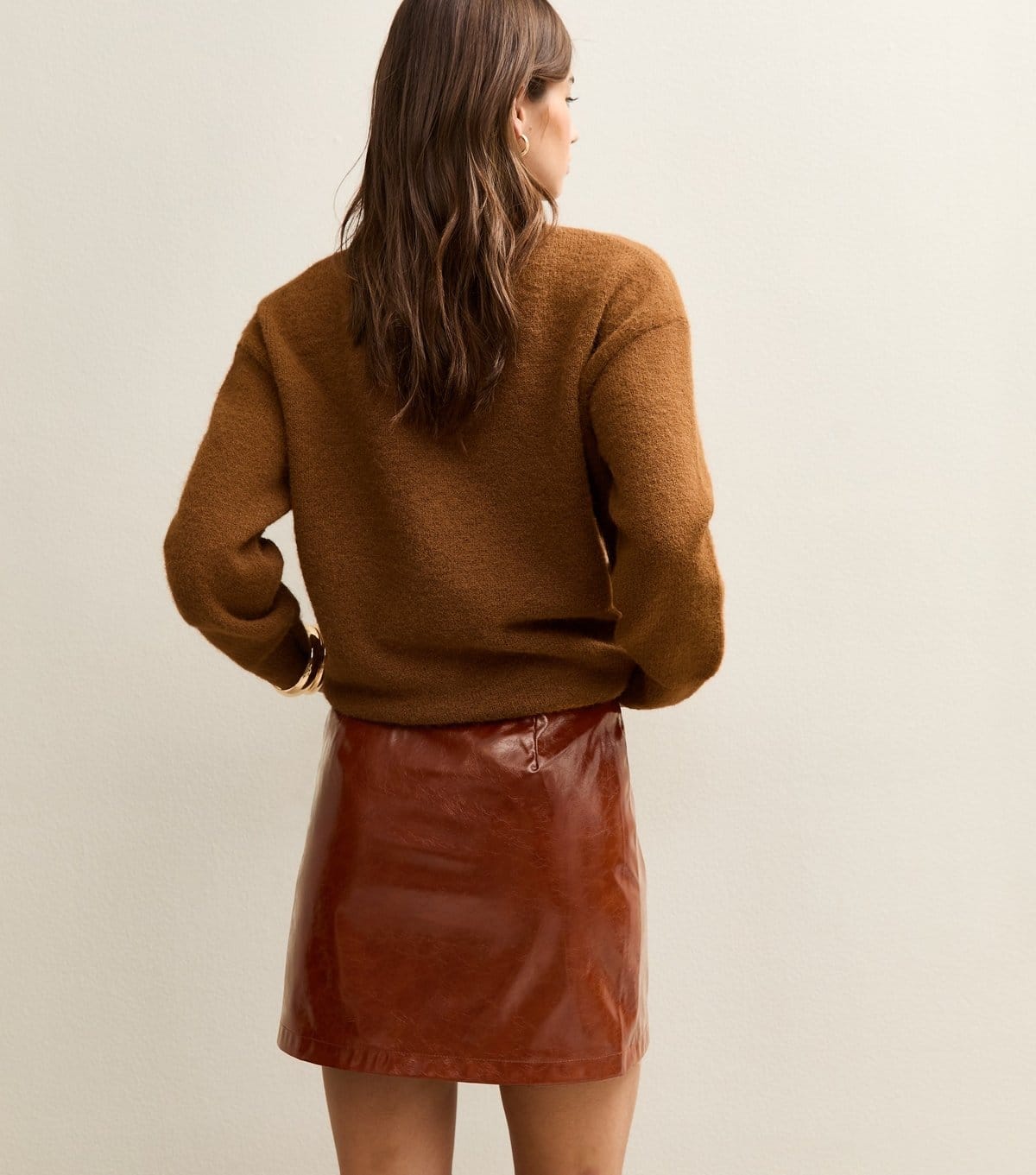 New Look Women's Tan Cracked Faux Leather Mini Skirt New Look - 4