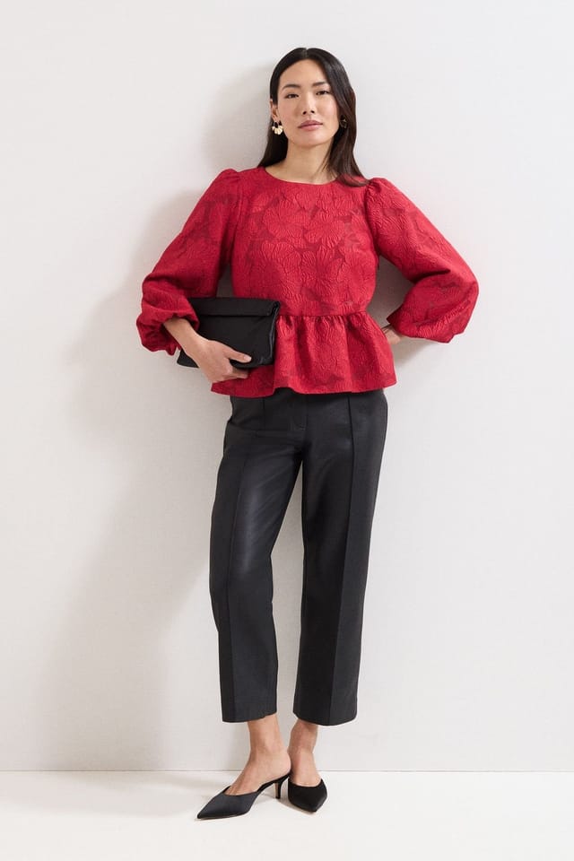 Phase Eight Phase Eight Women's Ellis Peplum 3/4 Sleeve Hem Top in Scarlet - 3