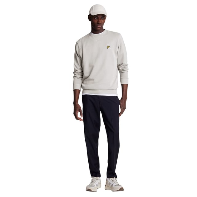 Lyle & Scott Lyle & Scott Men's Crew Neck Long-Sleeved Sweatshirt in Light Tan - 3