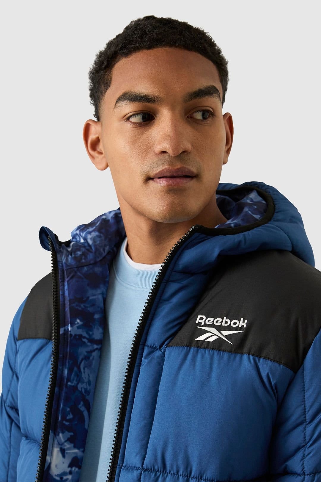 Reebok Reebok Men's Reversible Puffer in Blue - 4
