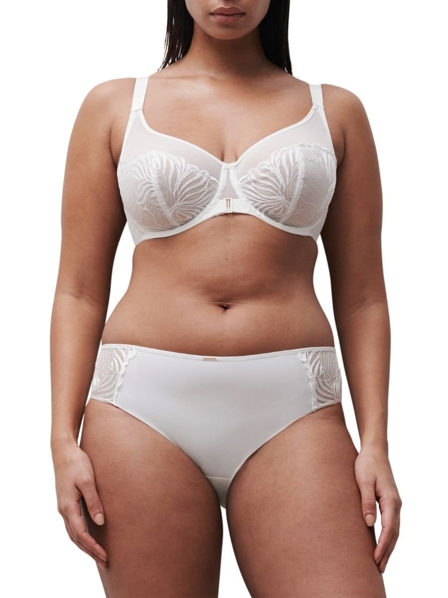 Chantelle Chantelle Women's Legend Very Covering Full Cup Bra in White - 4