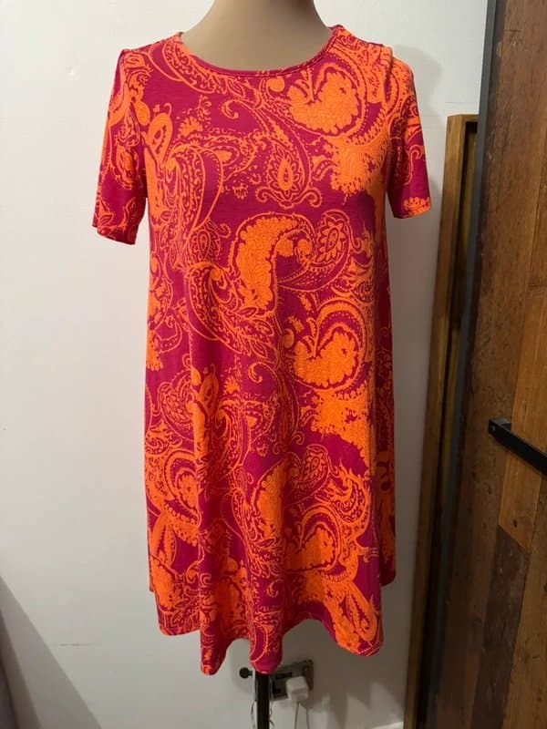 ASOS Design maternity mini dress short sleeve t-shirt cocktail holiday colours pink orange sunset size 10