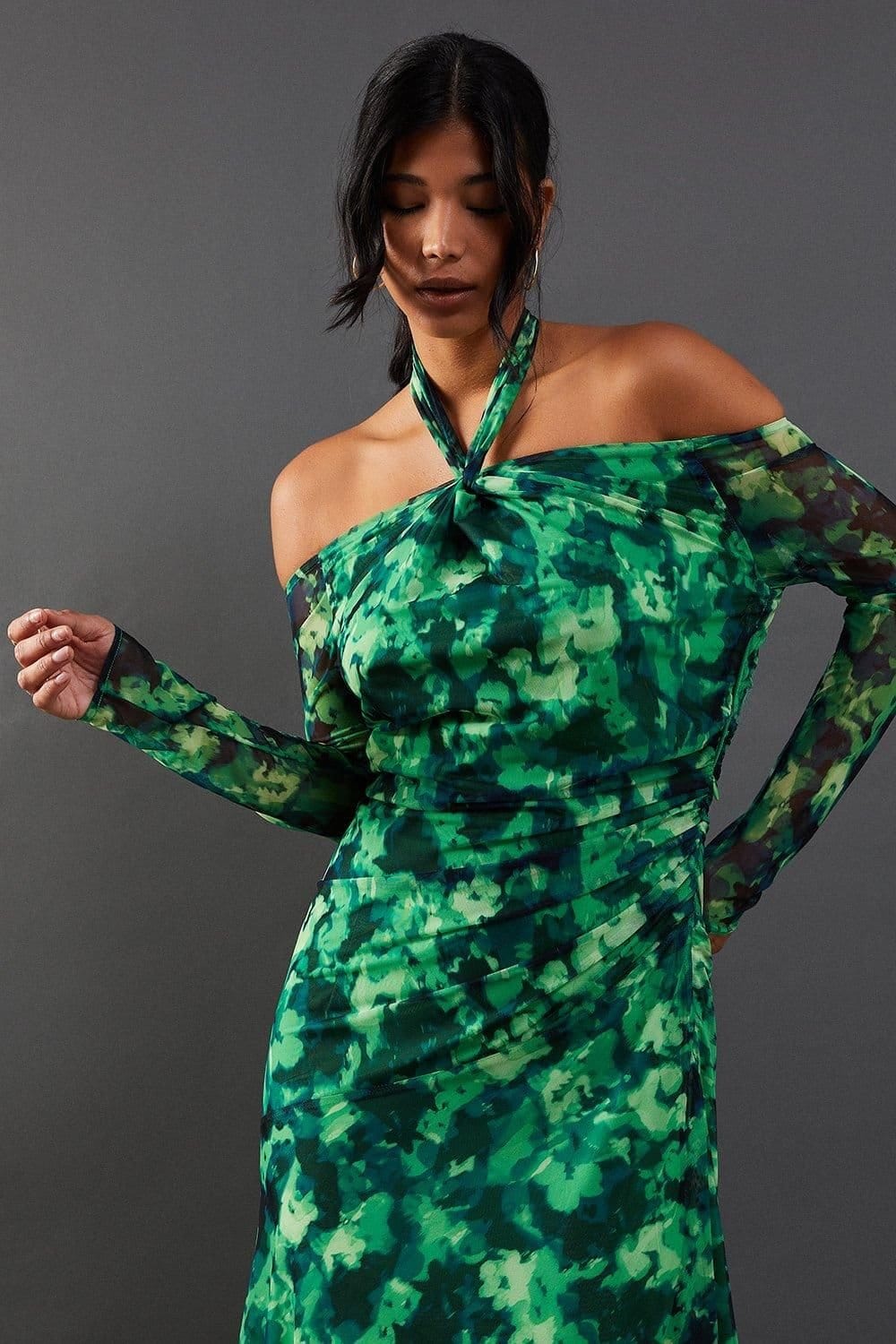 Warehouse Warehouse Women's Abstract Print Twist Mesh Midi Dress in Green - 4