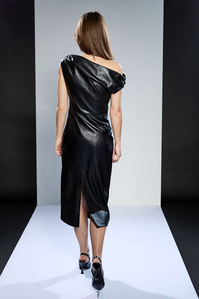 RUNWAY 1.8.1.8 RUNWAY 1.8.1.8 Women's PU Off-The Shoulder Dress in Black - 3