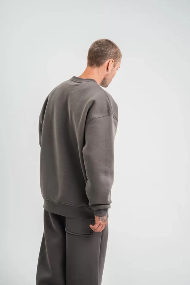 Janes Janes Men's Oversized Long Sleeve Crew Neck Sweatshirt in Dark Grey - 2