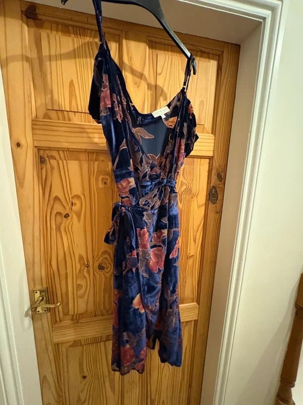 Never Fully Dressed Never fully dressed wrap dress size 8