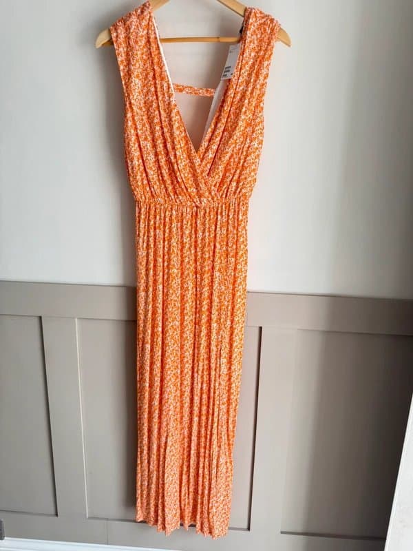 H&M Gorgeous Orange Ditsy Floral Print Maxi Dress H&M Size Small (fits up to a UK 10) Brand New