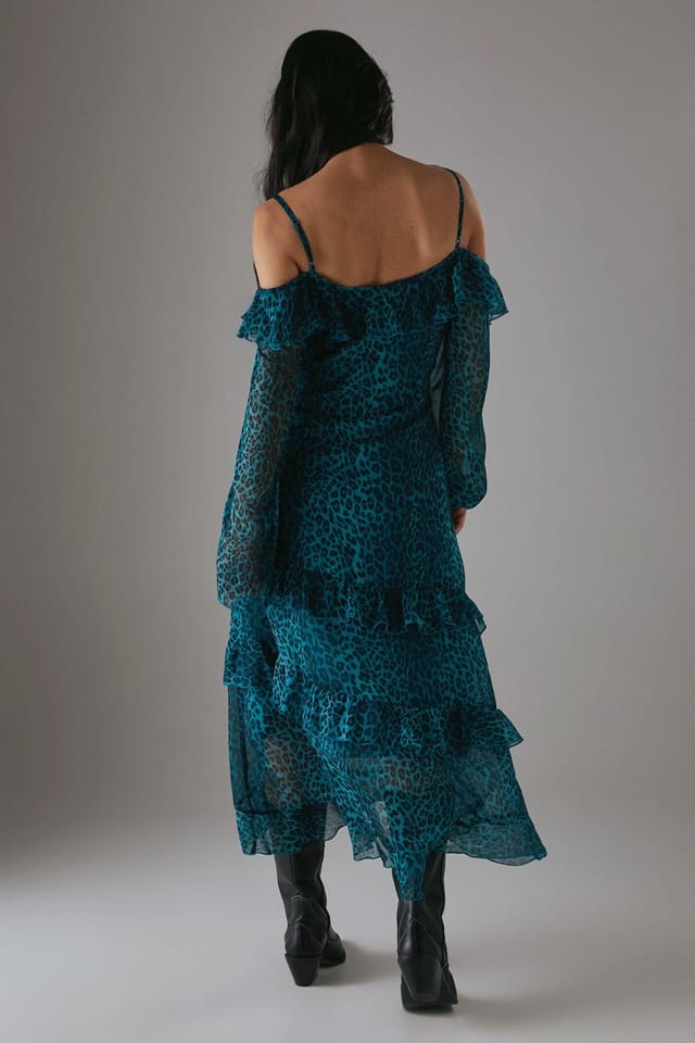 Warehouse Warehouse Women's Petite Chiffon Ruffle Cold Shoulder Midi Dress in Leopard - 3