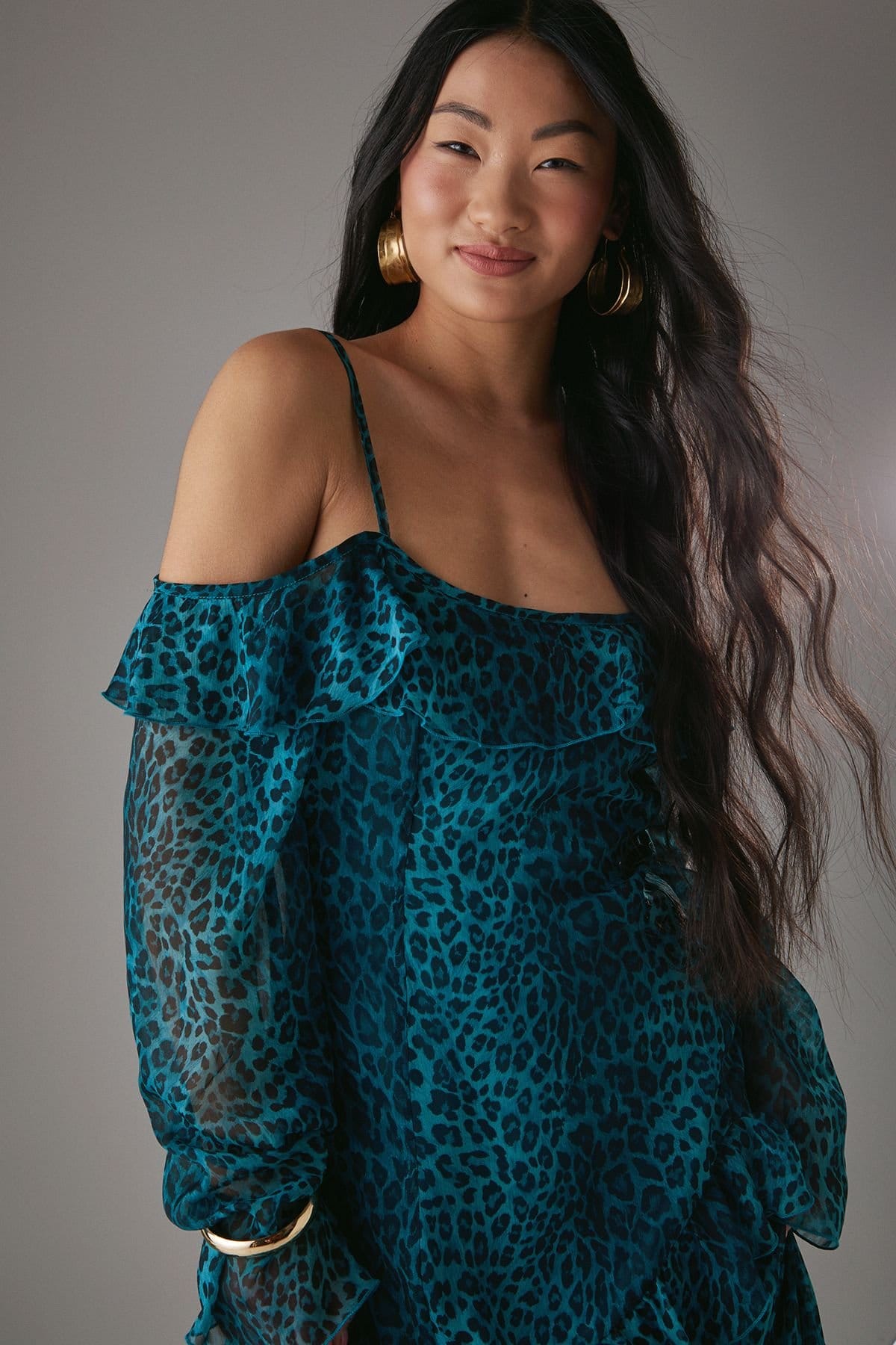 Warehouse Warehouse Women's Petite Chiffon Ruffle Cold Shoulder Midi Dress in Leopard - 4