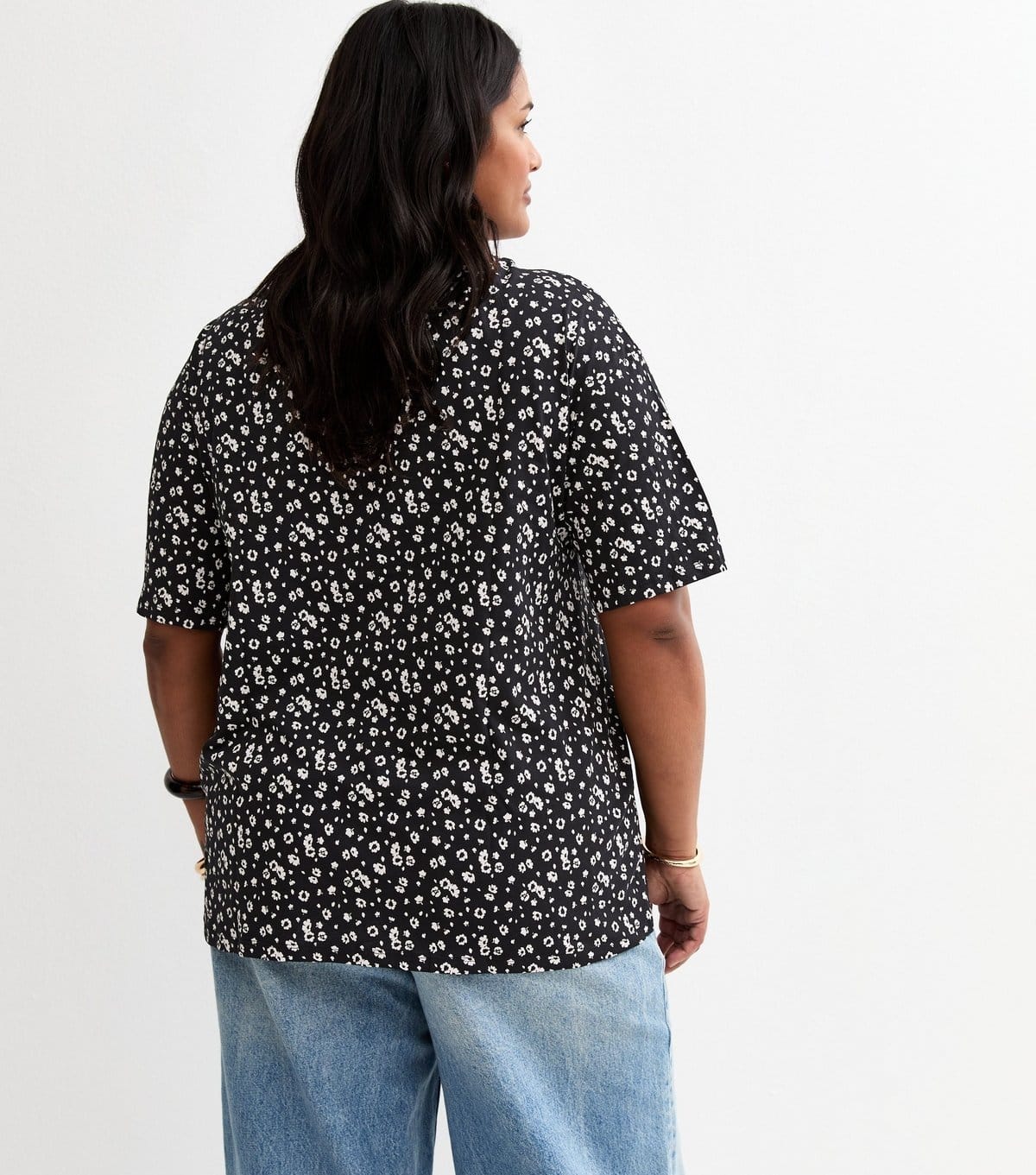 New Look Women's Plus Size Black Floral T-Shirt Curves New Look - 4