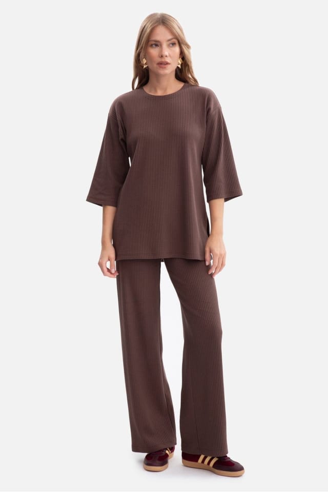 Love Lace Love Lace Women's Ribbed Knit Elastic Waist Trousers in Brown - 2