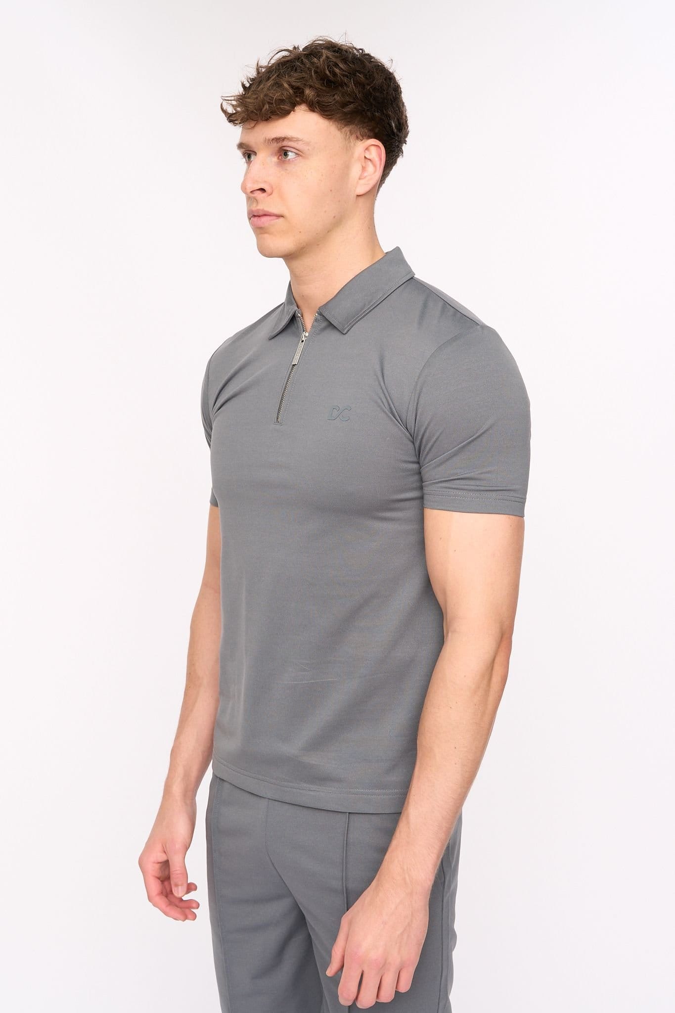Duck&Cover Duck&Cover Men's Medford Coordinated Zip-Polo & Pintuck Shorts Set in Grey - 4
