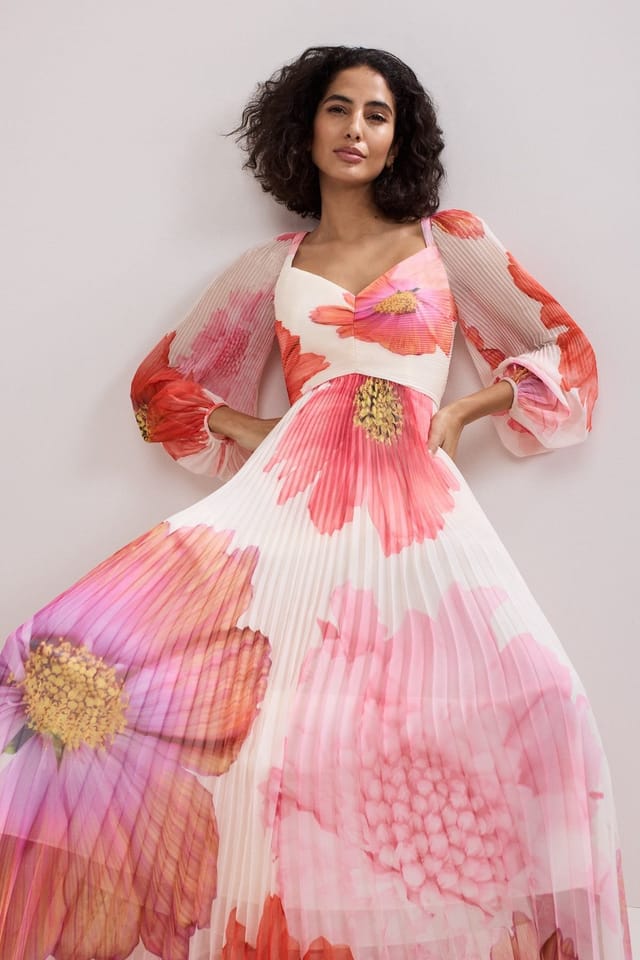 Phase Eight Phase Eight Women's Reanna Pleated Floral Maxi Dress in Off-White - 3