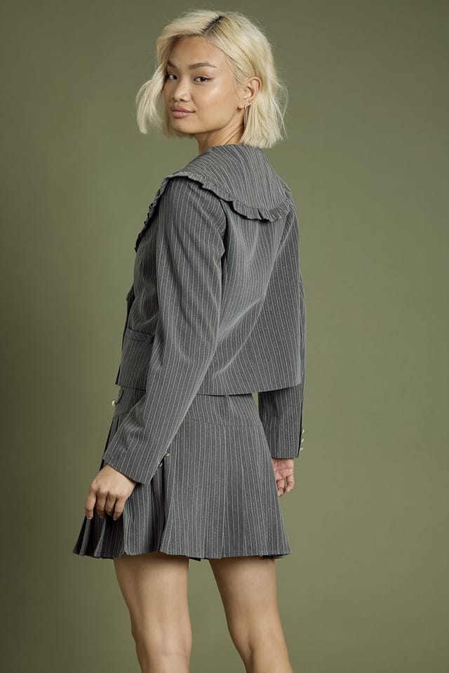 Neon Rose Neon Rose Women's Ruffle Edge Cropped Pinstripe Blazer with Buttons in Grey - 2