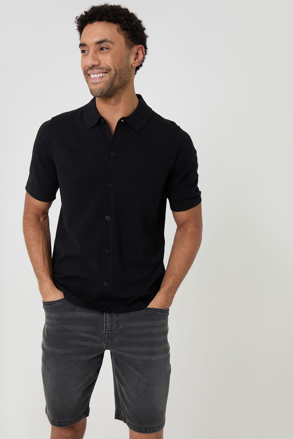 Threadbare Threadbare Men's Knitted Short Sleeve Shirt in Black