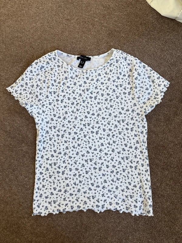 New Look Floral short sleeved t shirt