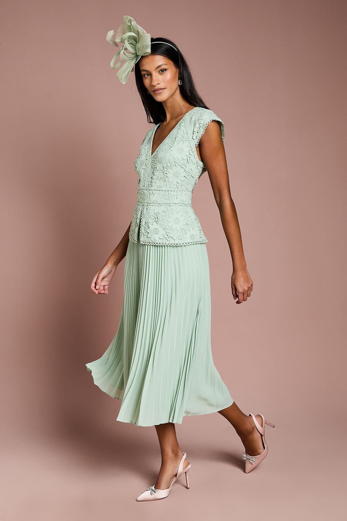 Coast Coast Women's Petite V Neck Lace Bodice Peplum Midi Dress in Sage