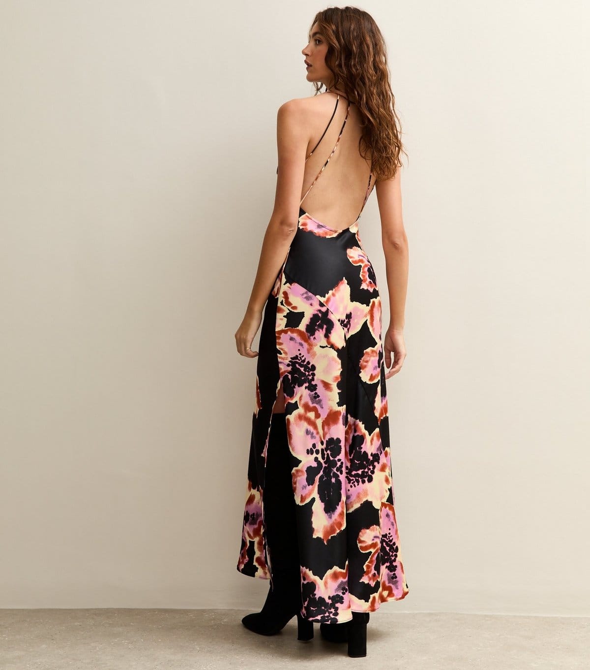 New Look Women's Black Floral Print Low Back Midi Dress New Look - 4
