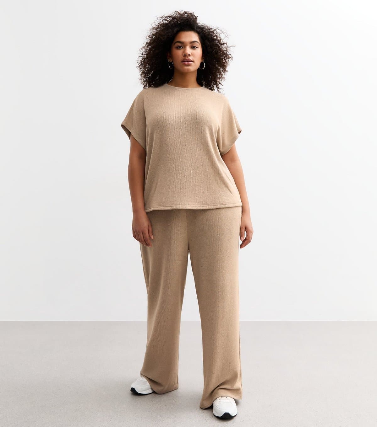 New Look Women's Plus Size Mink Textured Wide Leg Trousers Curves New Look