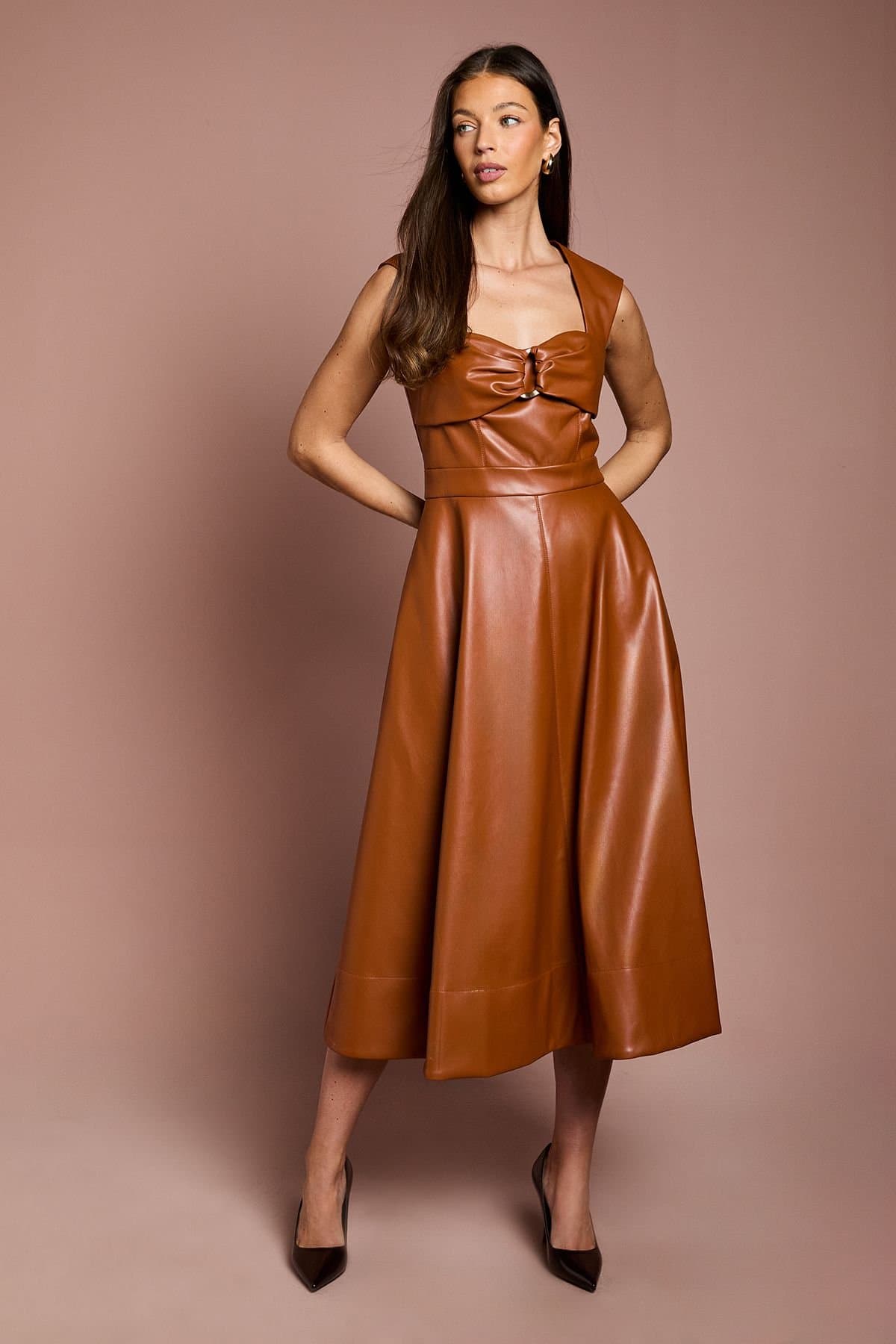 Coast Coast Women's Sweetheart PU Full Skirted Midi Dress in Toffee