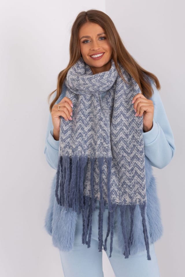 Love Lace Love Lace Women's Long Geometric Pattern Polyester Scarf with Tassels for Winter in Blue - 2