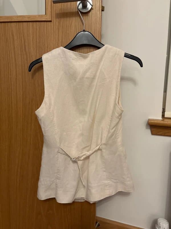 New Look New Look Size 6 Linen Waistcoat