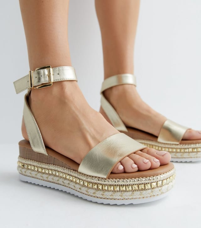 New Look Women's Gold Stud Espadrille 2 Part Flatform Sandals New Look - 2