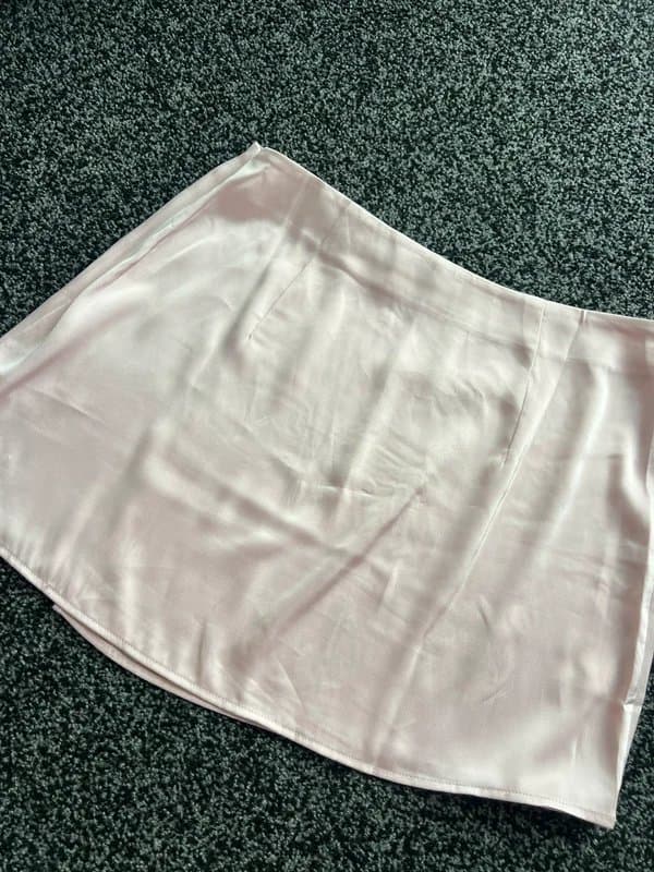 ASOS Asos light rose pink satin skirt size 10