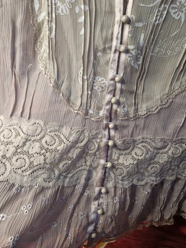 New Look Y2k Floaty Boho Lace Crinkle Button up Blouse