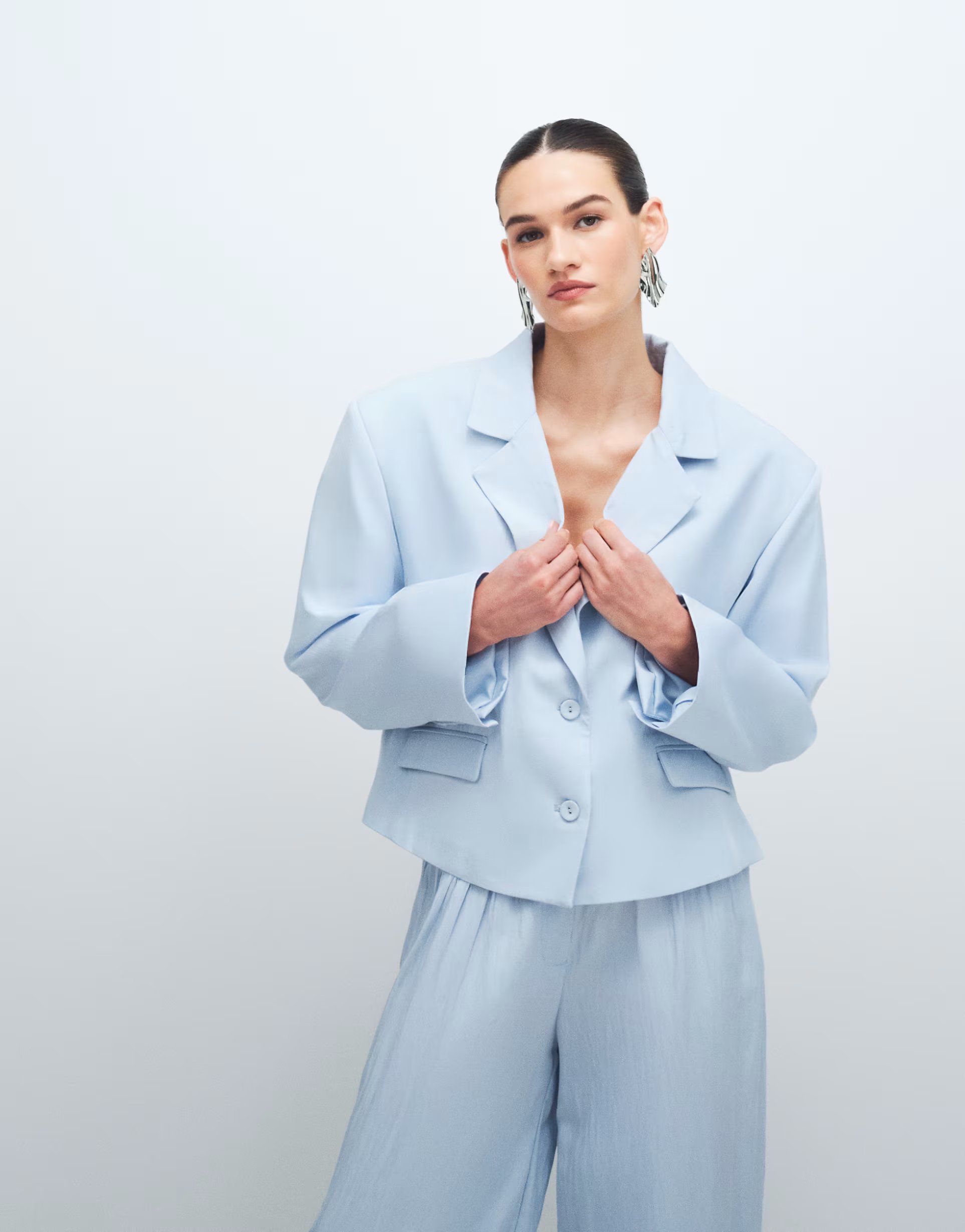 ASOS ASOS DESIGN Tailored cropped oversized blazer in soft blue - 1
