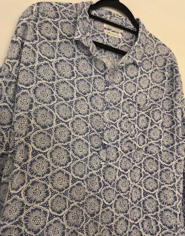 Seasalt Cornwall Ladies size 12 Seasalt Cornwall Blue White Floral print shirt tunic blouse
