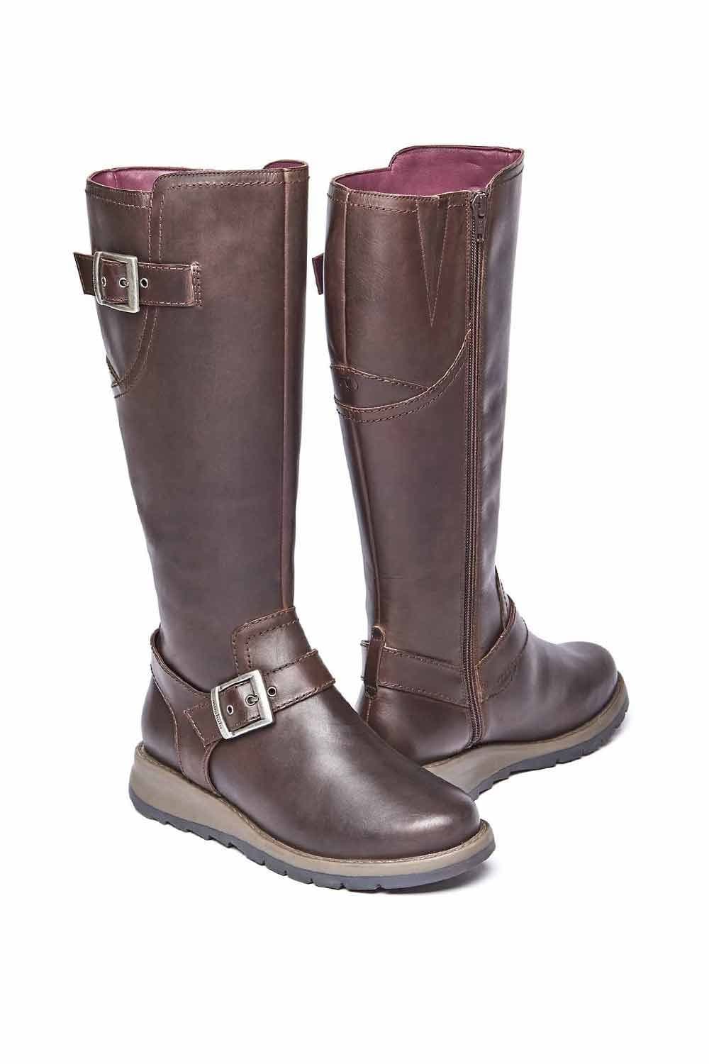 Moshulu Moshulu Women's 'Stargazer' Long Leather Wedge Boots in Chocolate