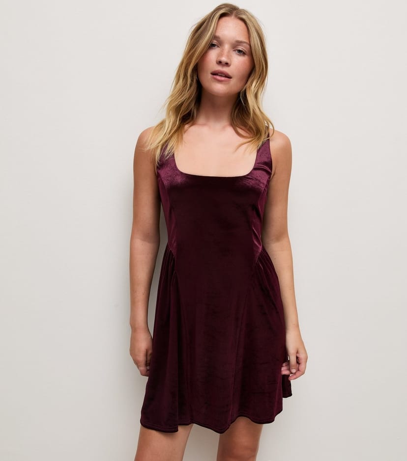 New Look Women's Dark Burgundy Velvet Square Neck Mini Dress New Look - 1