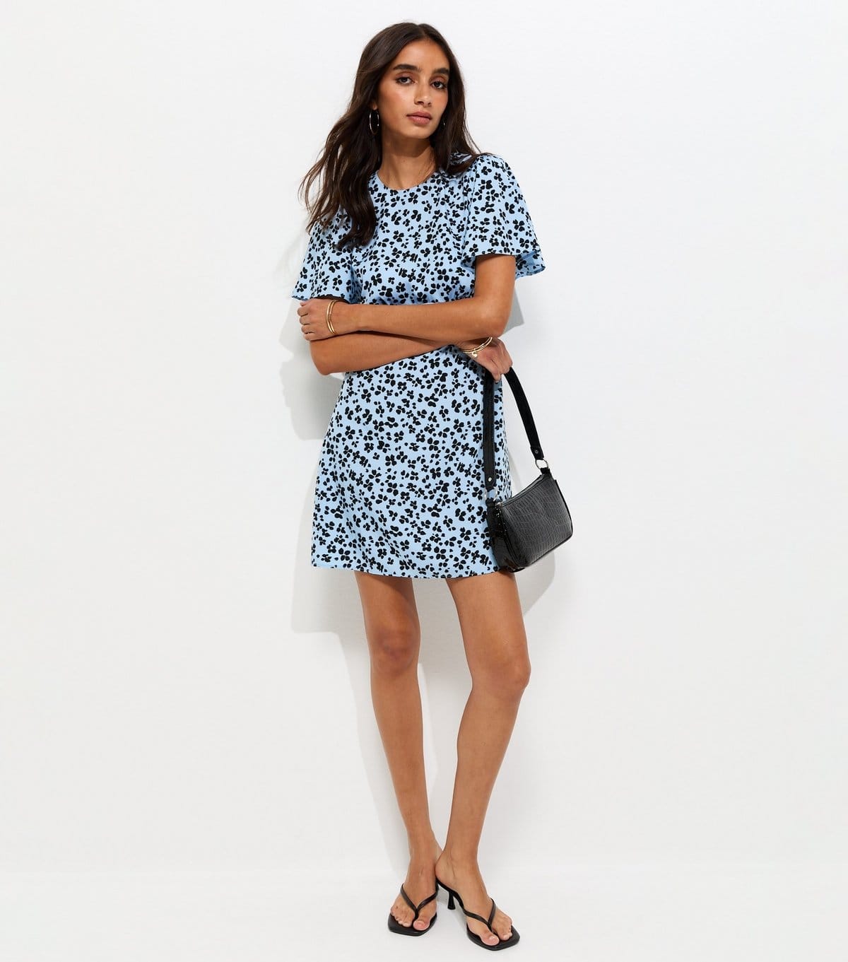 New Look Blue Ditsy Floral Flutter Sleeve Mini Dress