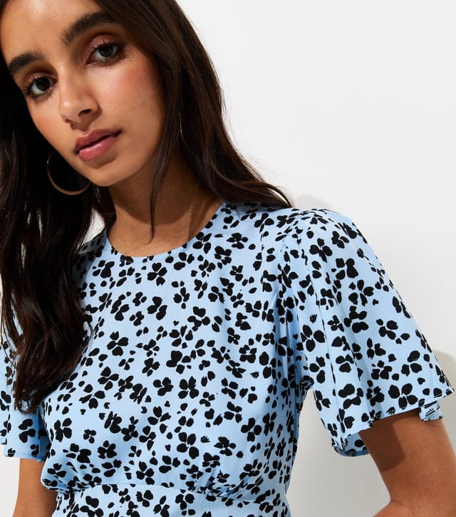 New Look Women's Blue Ditsy Floral Flutter Sleeve Mini Dress New Look - 3