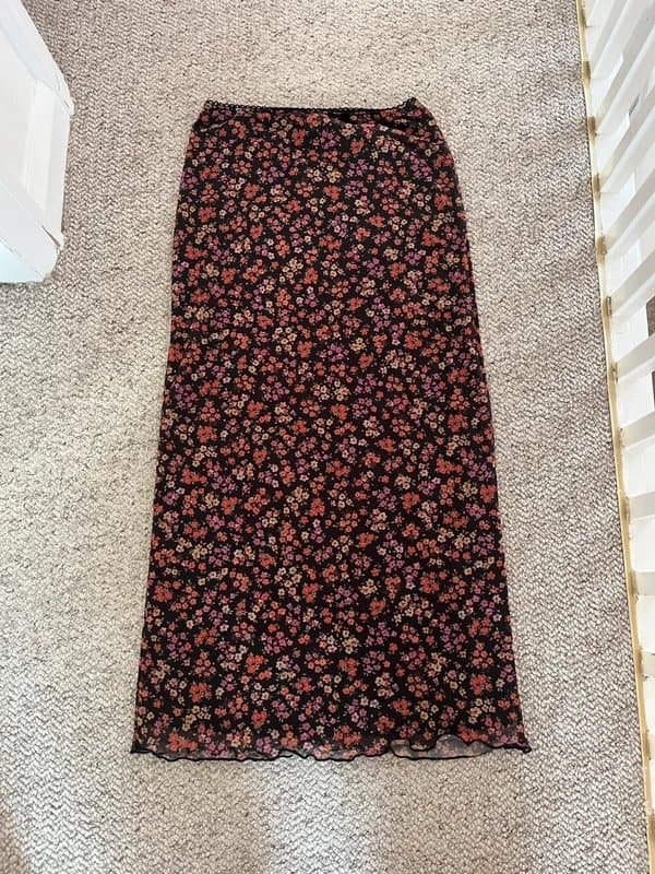 Topshop Women’s stretchy midi skirt