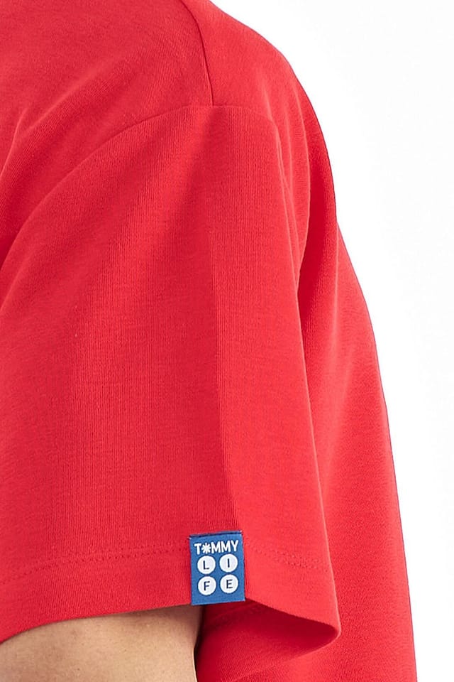 Tommy Life Tommy Life Men's Oversized Cotton-Blend Crew Neck T-Shirt With Patch in Red - 3