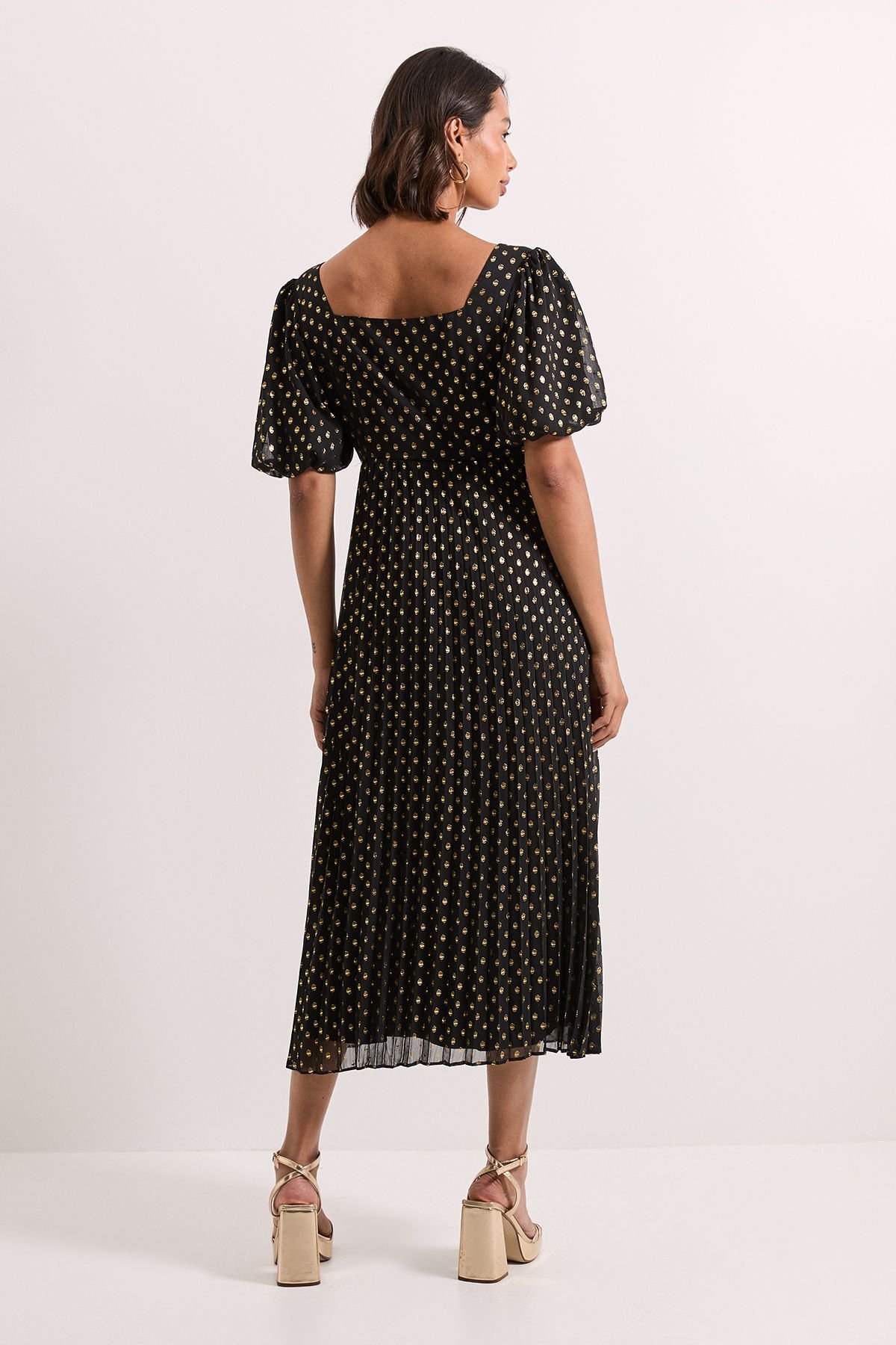 Dorothy Perkins Dorothy Perkins Women's DP Luxe Bow Front Puff Sleeve Metallic Midaxi Dress in Black - 3