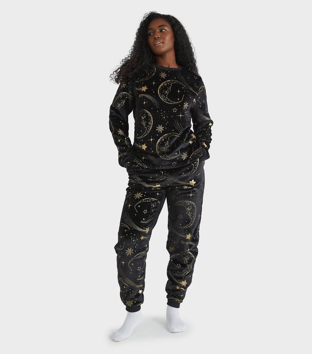 Skinnydip Women's Gold Celestial Print Two Piece Fleece Pyjama Set Skinnydip New Look - 2