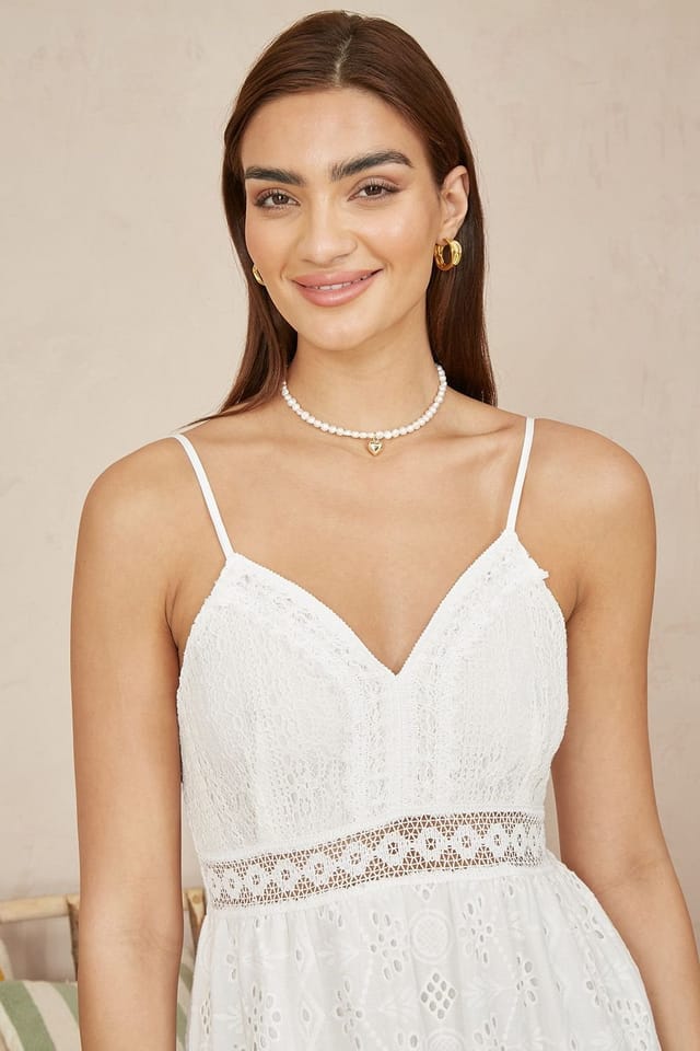 Yumi Yumi Women's White Tiered Maxi Dress With Ruched Back - 3