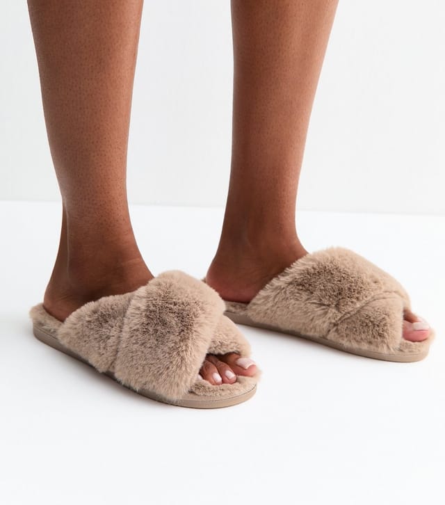 New Look Women's Light Brown Faux Fur Slider Slippers Vegan New Look - 2
