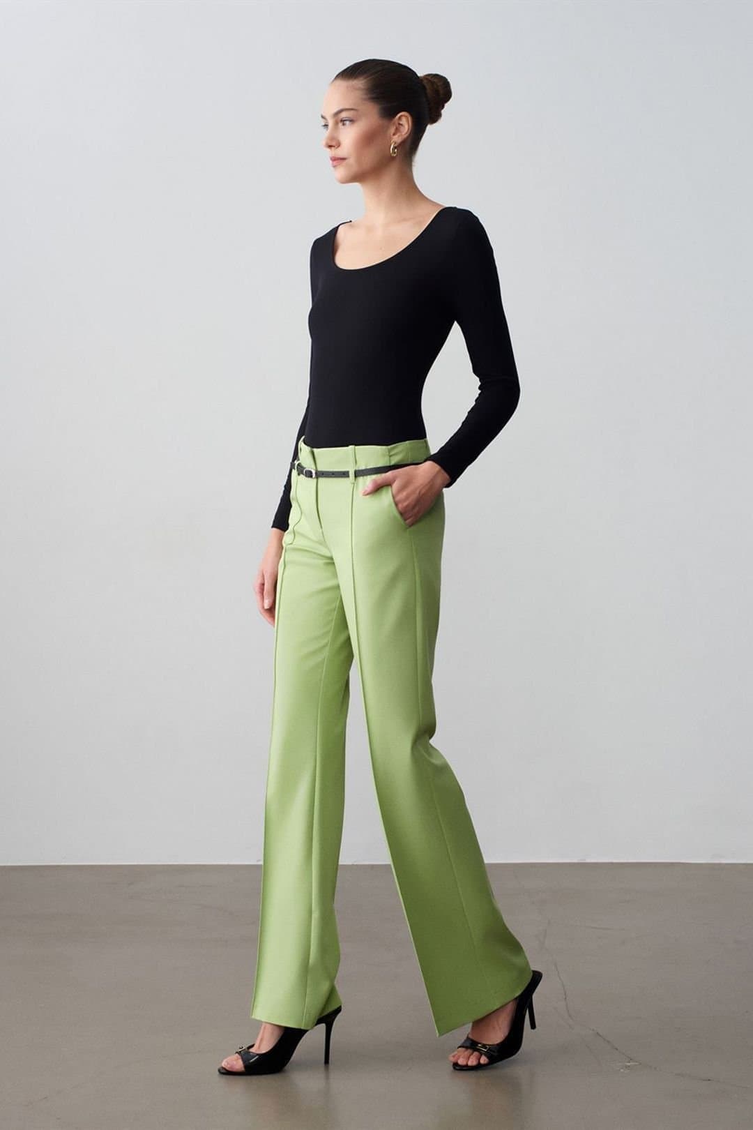 Dilvin Dilvin Women's Belted Straight-Leg Crepe Trousers in Mint