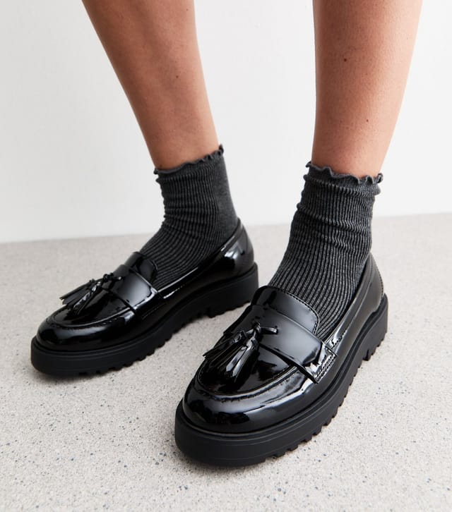 New Look Women's Black Tasseled Faux Patent Leather Chunky Loafers New Look - 2