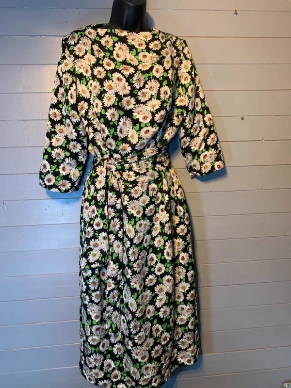 Vintage Dressing Multi Daisy Print Belted Dress